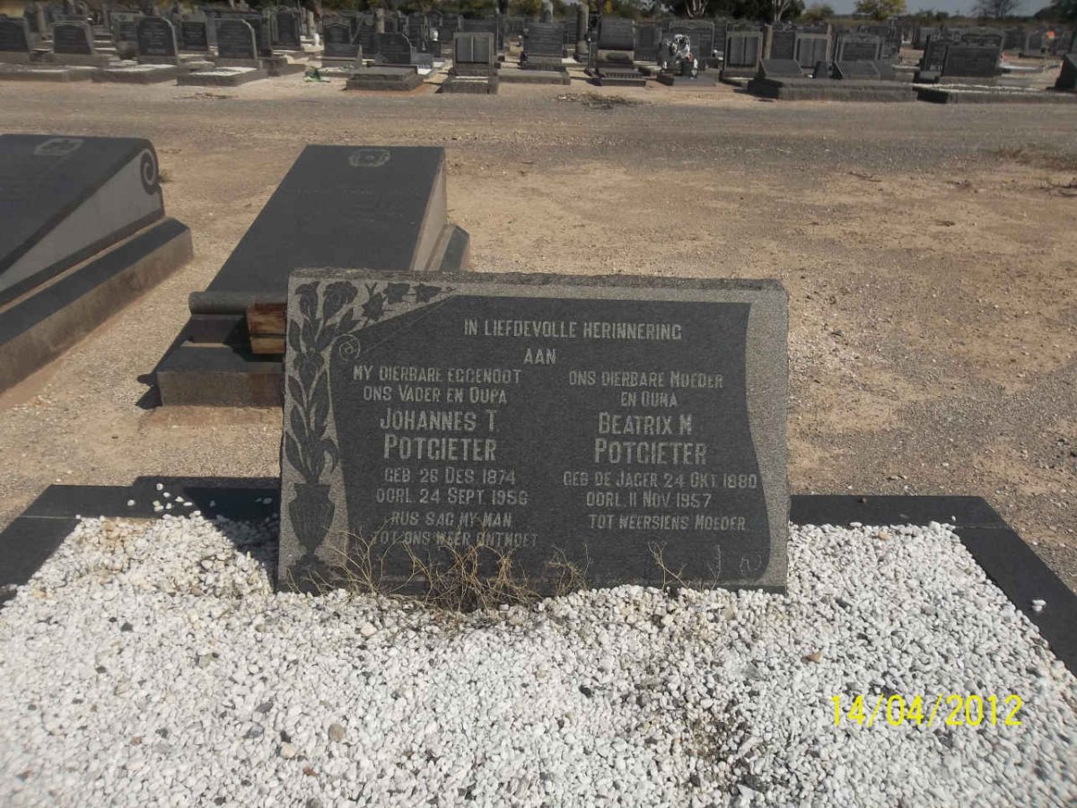 POTGIETER Johannes T. 1874-1956 &amp; Beatrix M. DE JAGER 1880-1957