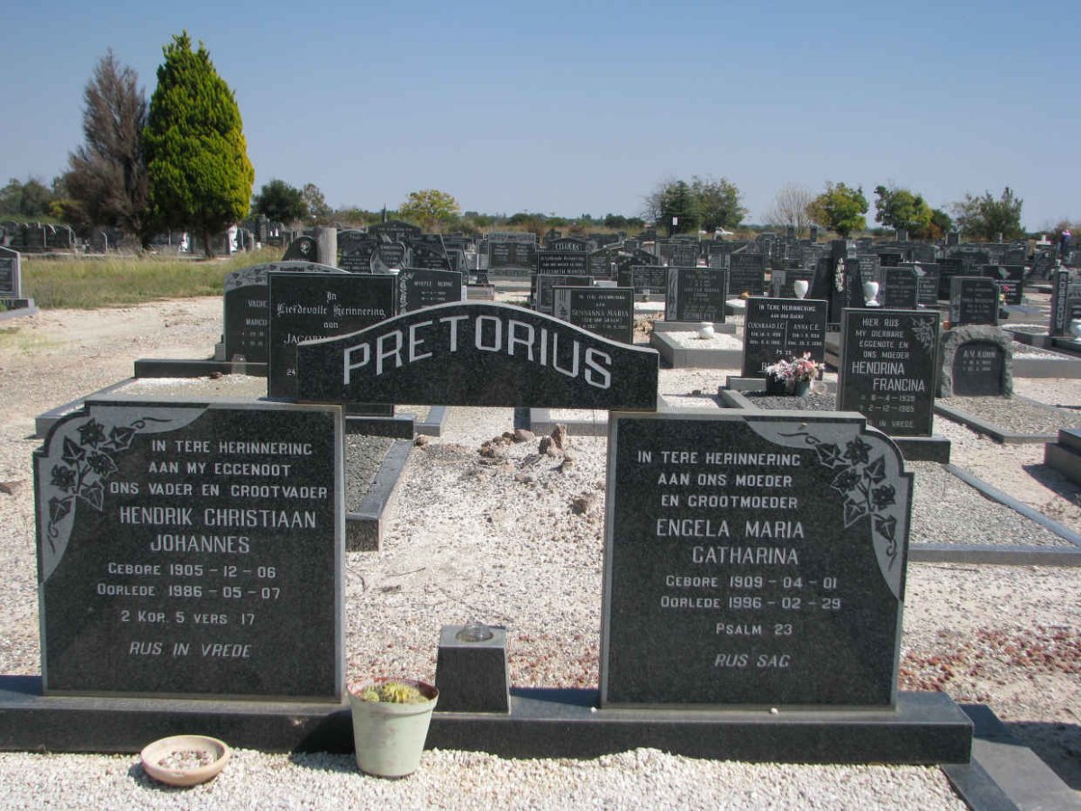 PRETORIUS Hendrik Christiaan Johannes 1905-1986 &amp; Engela Maria Catharina 1909-1996