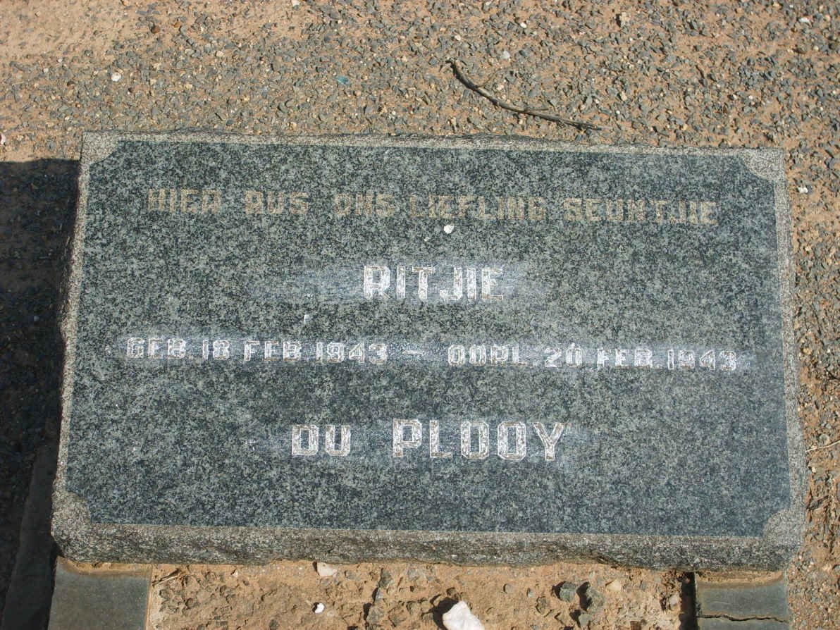 PLOOY Ritjie, du 1943-1943