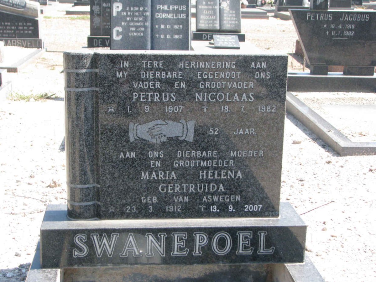 SWANEPOEL Petrus Nicolaas 1907-1982 &amp; Maria Helena Gertruida VAN ASWEGEN 1912-2007
