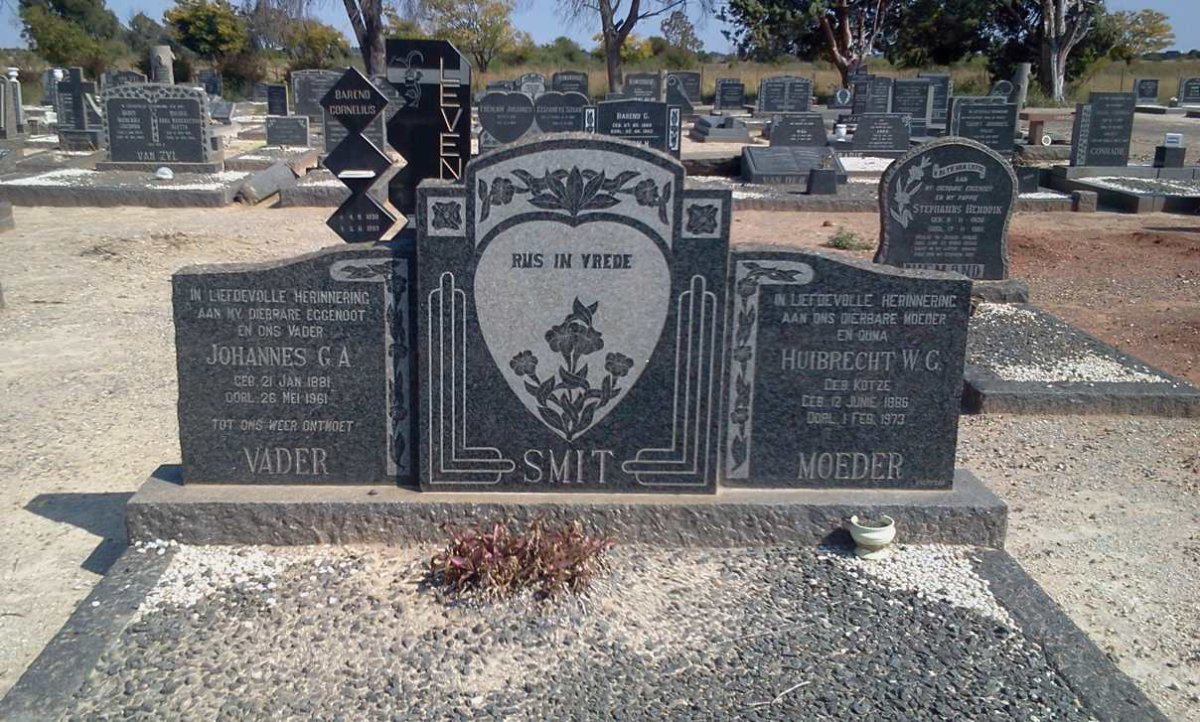 SMIT Johannes G.A. 1881-1961 &amp; Huibrecht W.G. KOTZE 1885-1973