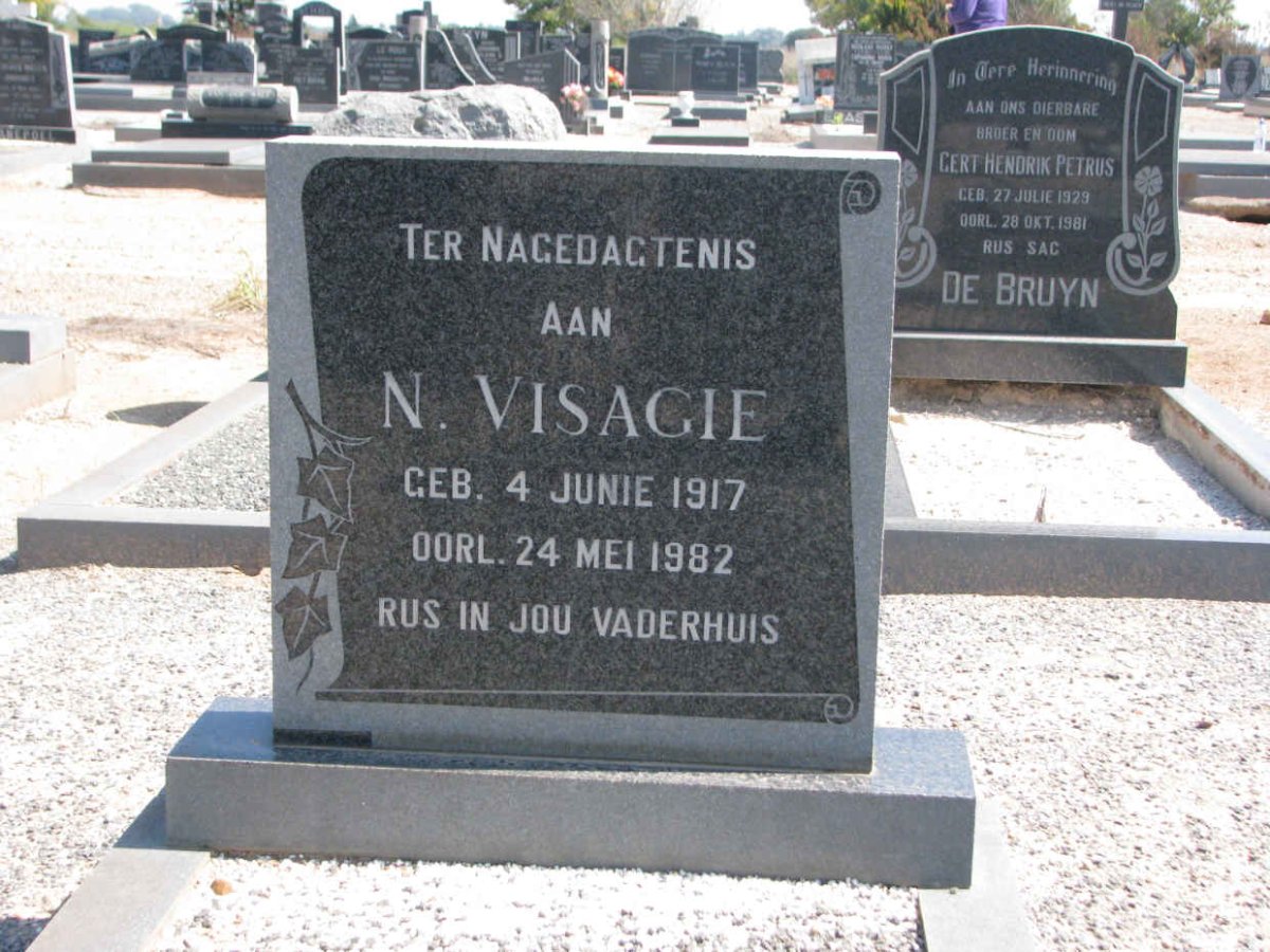 VISAGIE N. 1917-1982