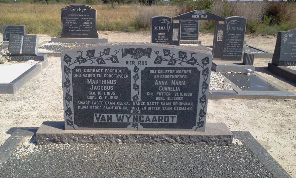 WYNGAARDT Marthinus Jacobus, van 1895-1968 &amp; Anna Maria Cornelia PUTTER 1898-1983