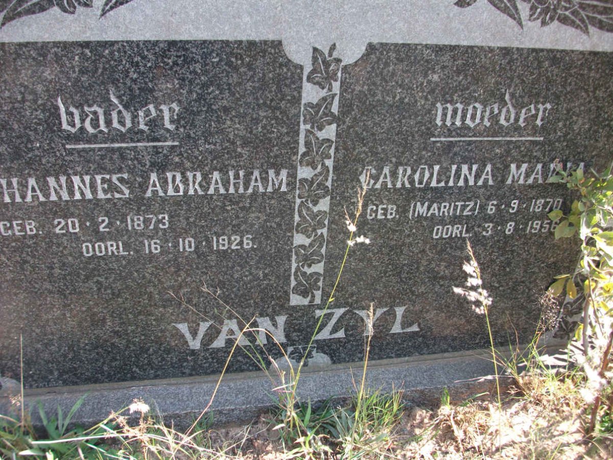 ZYL Hannes Abraham, van 1873-1926 &amp; Carolina Maria MARITZ 1870-1956