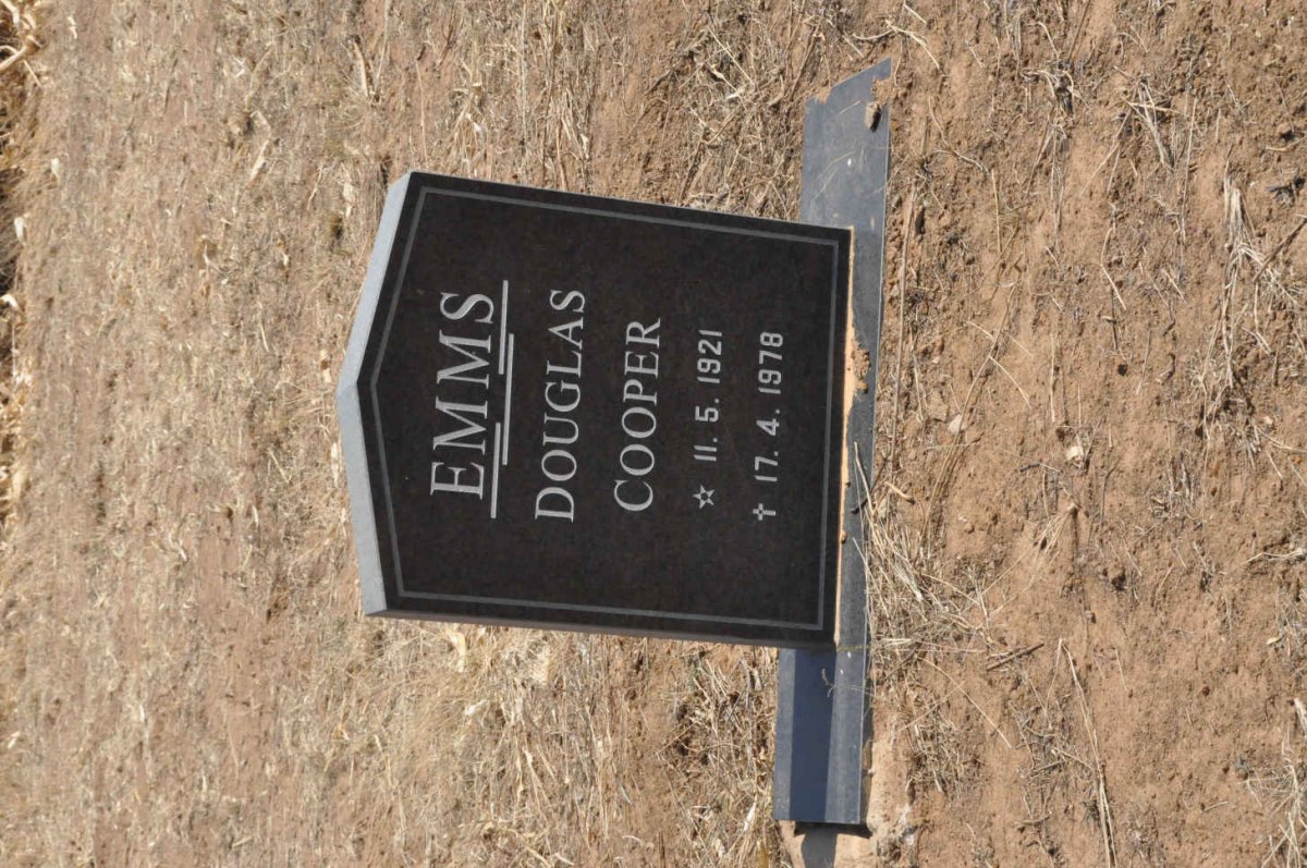 EMMS Douglas Cooper 1921-1978