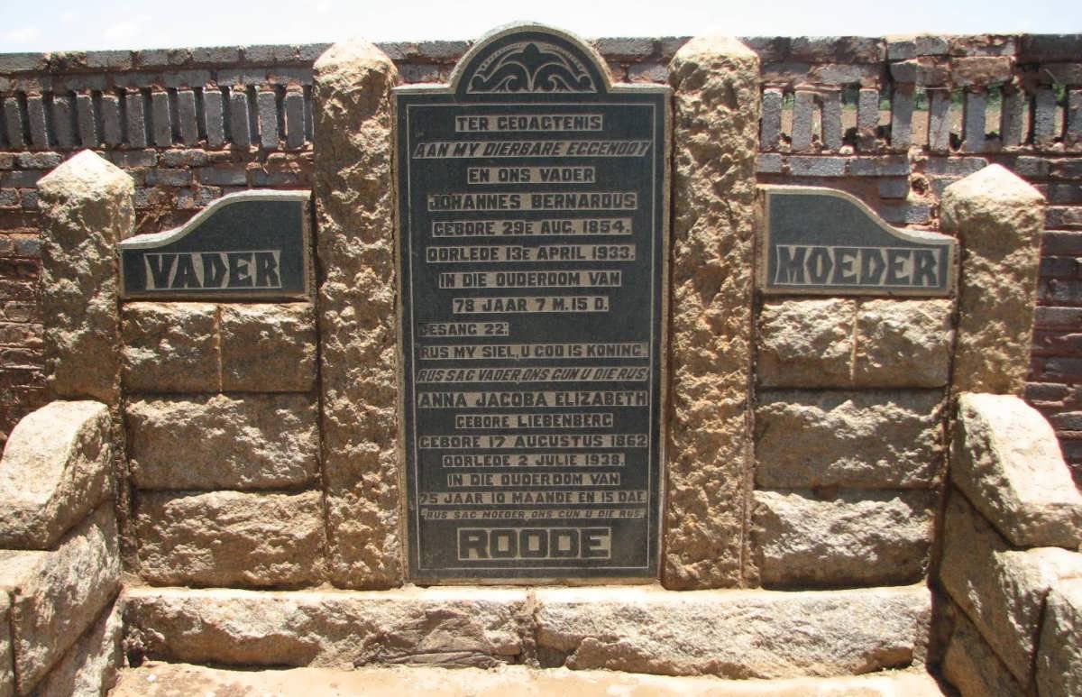 ROODE Johannes Bernardus 1854-1933 &amp; Anna Jacoba Elizabeth LIEBENBERG 1862-1939