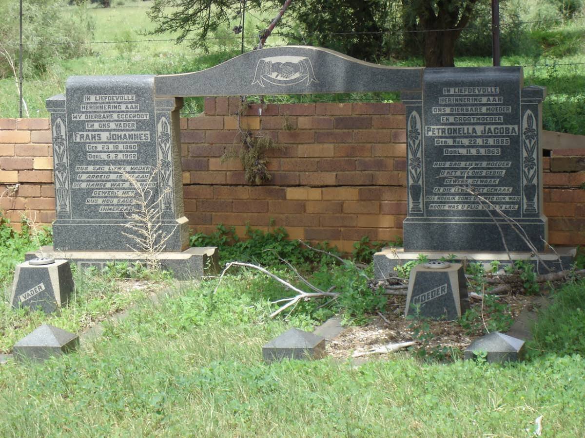 CRONJE Frans Johannes 18?0-1952 &amp; Petronella Jacoba 18??-1963