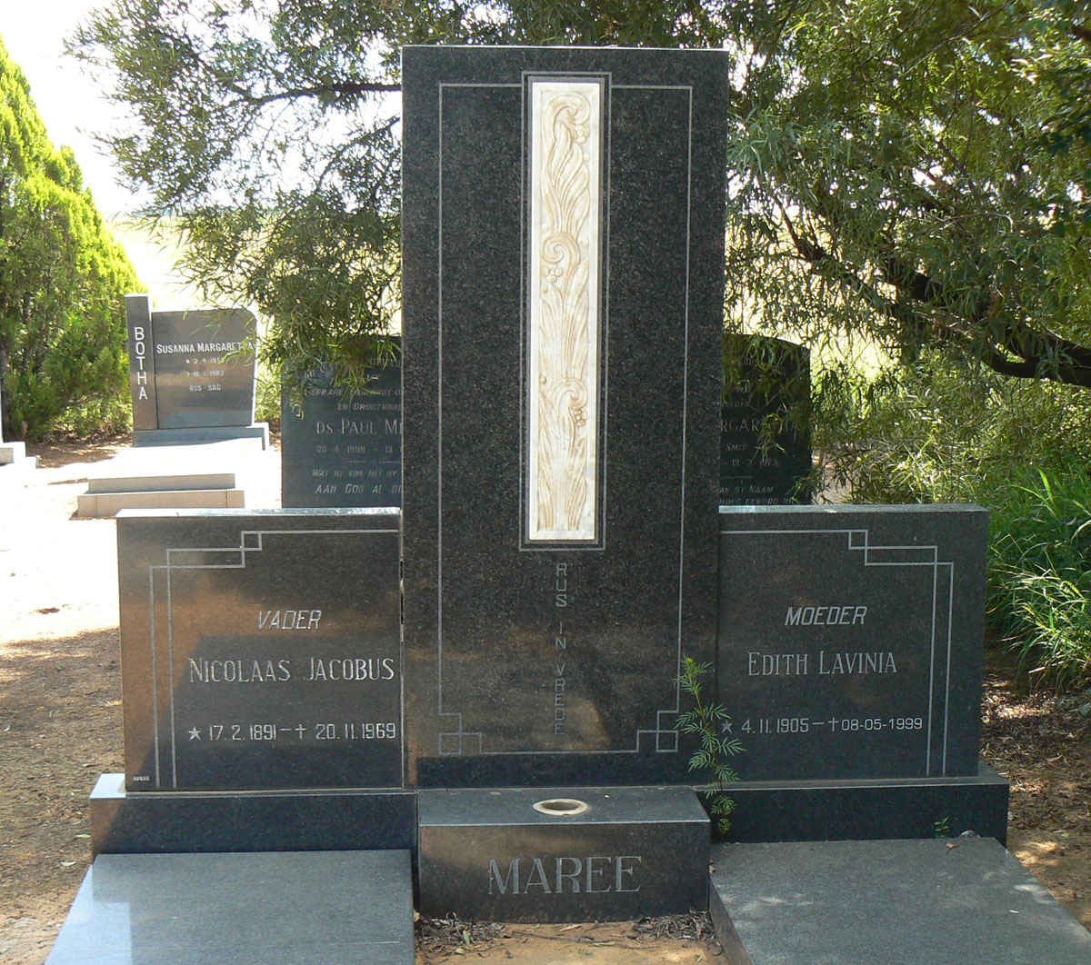 MAREE Nicolaas Jacobus 1891-1969 &amp; Edith Lavinia 1905-1999