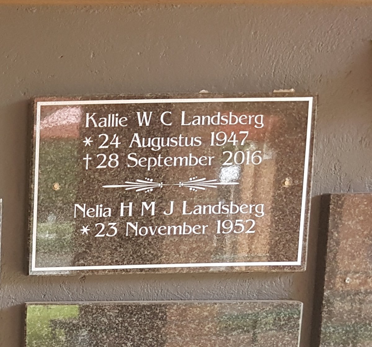 LANDSBERG Kallie W.C. 1947-2016 &amp; Nelia H.M.J. 1952-