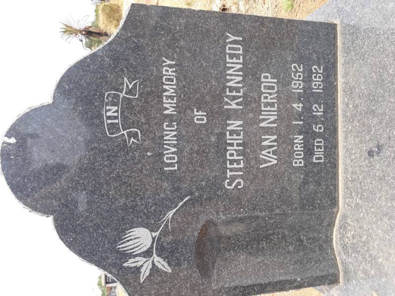 NIEROP Stephen Kennedy, van 1952-1962