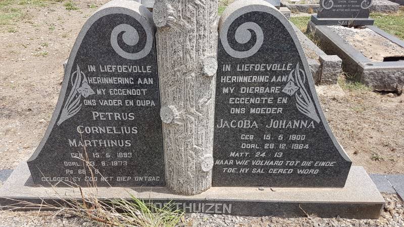 OOSTHUIZEN Petrus Cornelius Marthinus 1893-1973 &amp; Jacoba Johanna 1800-1964