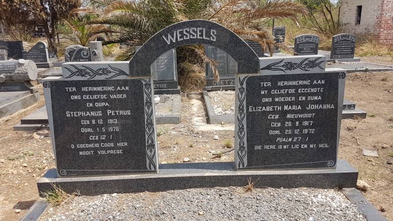 WESSELS Stephanus Petrus 1913-1976 &amp; Elizabeth Maria Johanna NIEUWOUDT 1917-1972