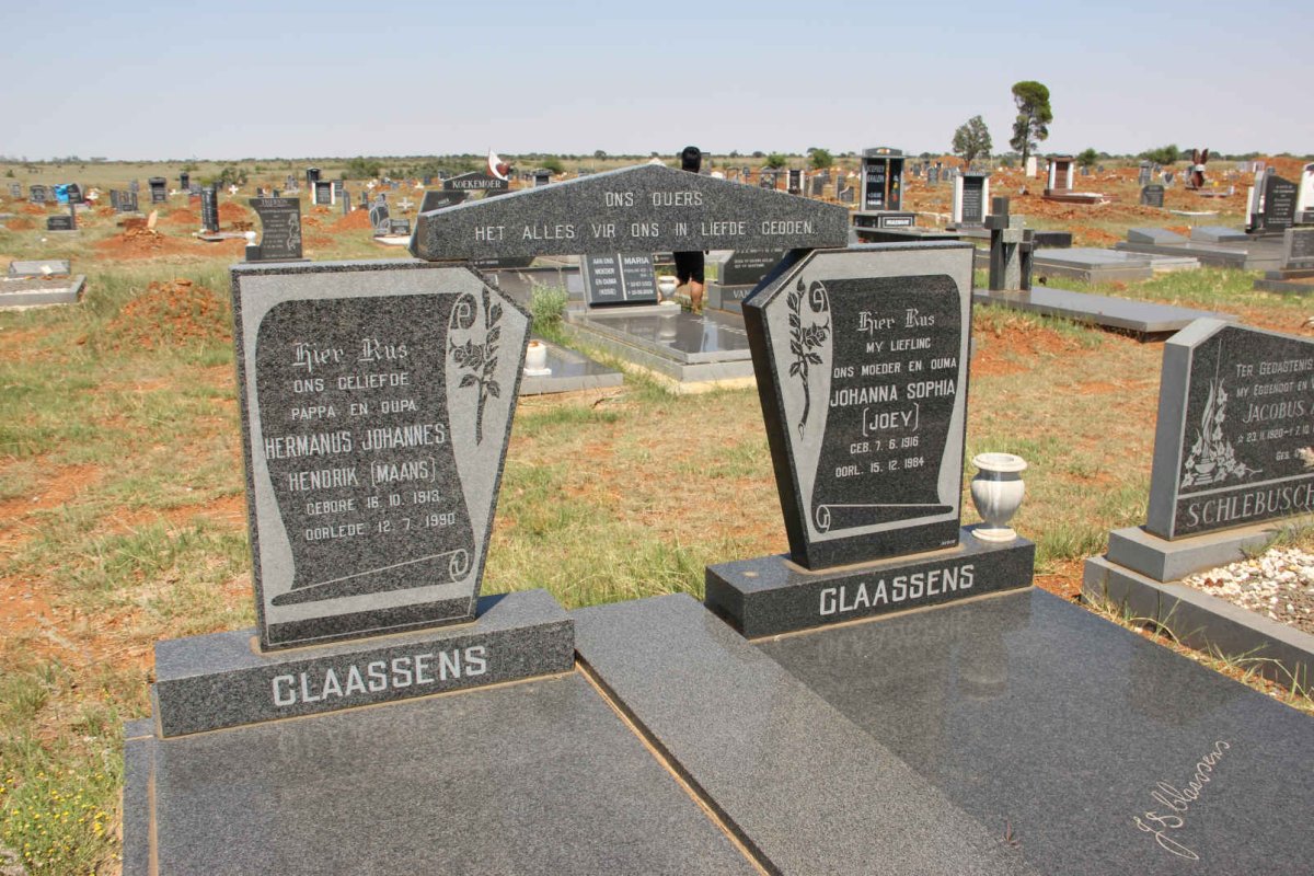 CLAASSENS Hermanus Johannes Hendrik 1913-1990 &amp; Johanna Sophia 1916-1984