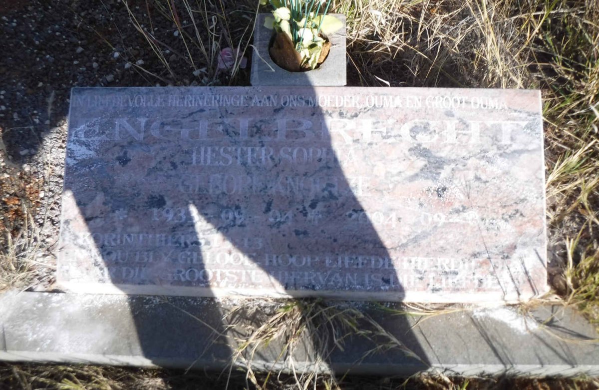 ENGELBRECHT Hester Sophia nee KNOETZE 1933-2004