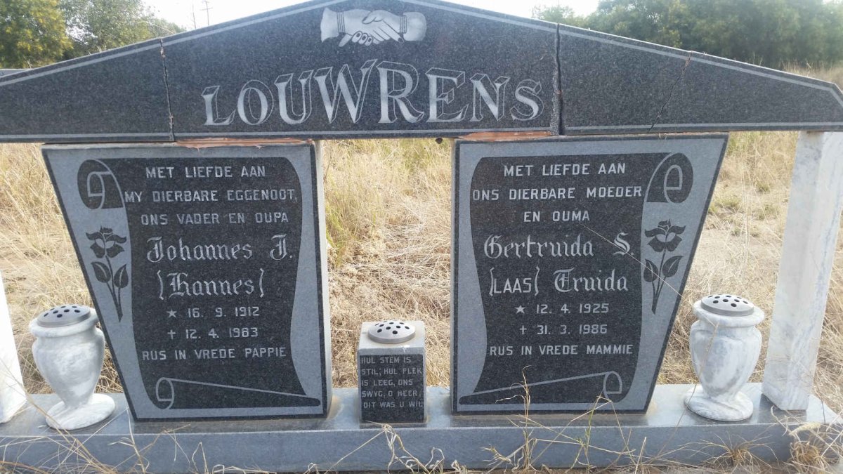 LOUWRENS Johannes J. 1912-1983 &amp; Gertruida S. LAAS 1925-1986