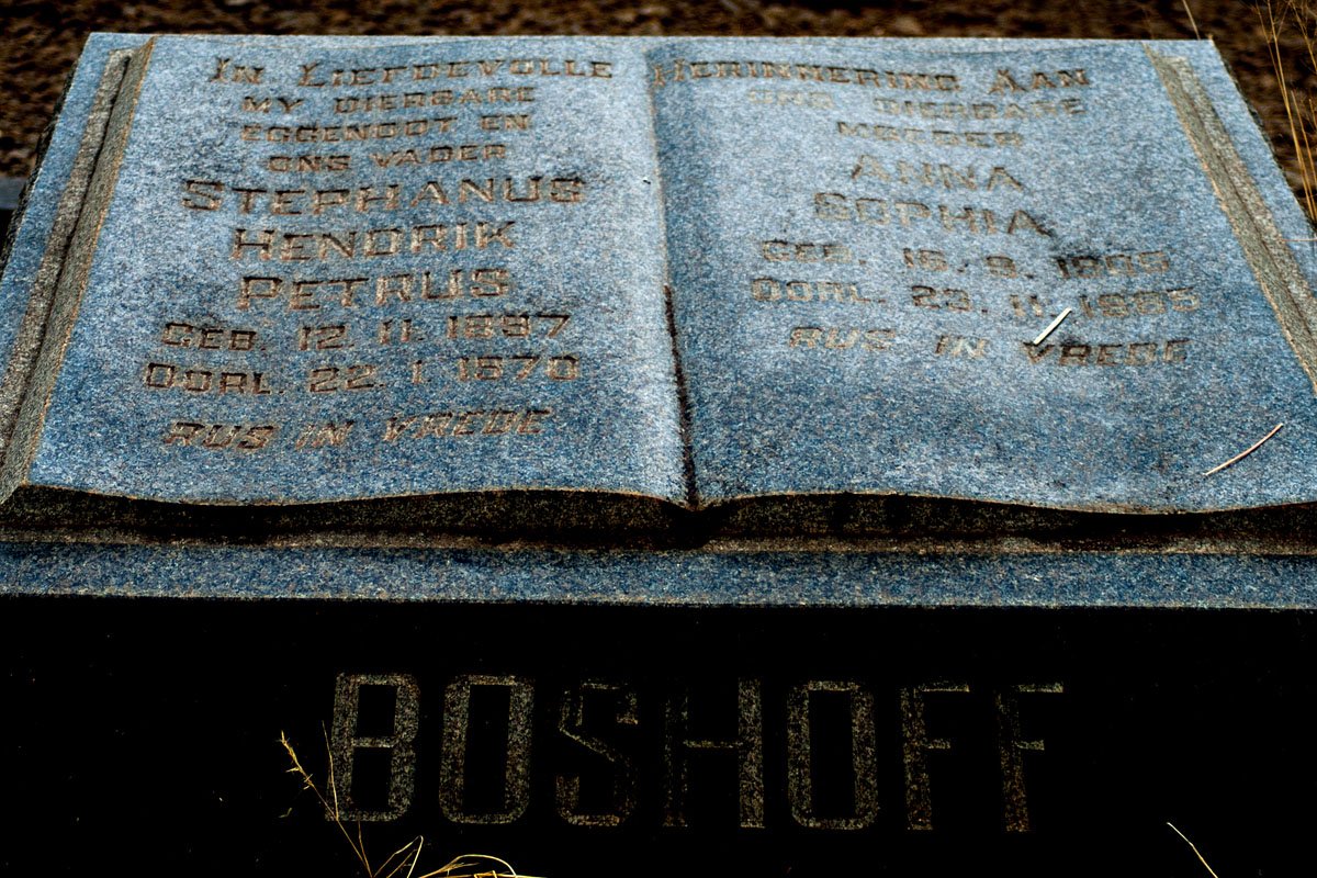 BOSHOFF Stephanus Hendrik Petrus 1897-1970 &amp; Anna Sophia 190?-1985