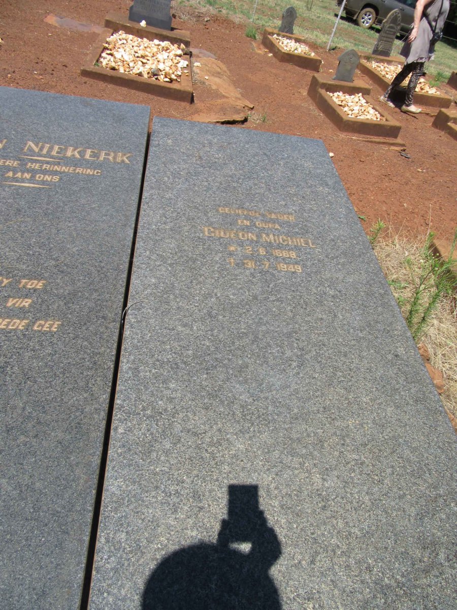 NIEKERK Gideon Michiel, van 1888-1949 &amp; Helena Susanna 1893-1969