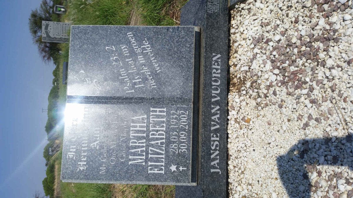 VUUREN Martha Elizabeth, Janse van 1932-2002