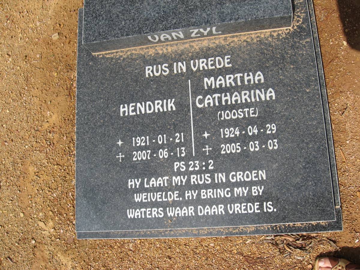 ZYL Hendrik, van 1921-2007 &amp; Martha Catharina JOOSTE 1924-2005