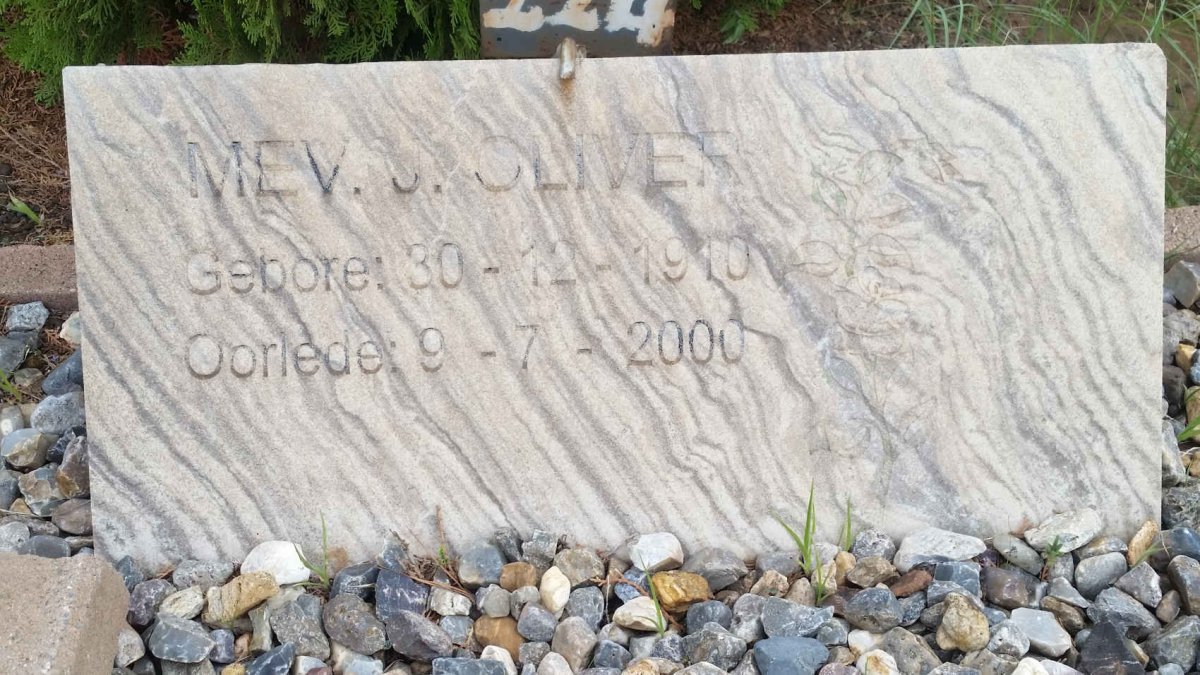 OLIVER J. 1910-2000
