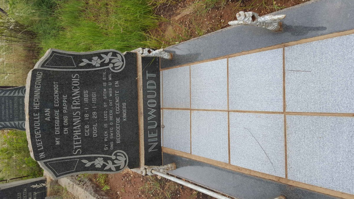 NIEUWOUDT Stephanus Francois 1885-1961