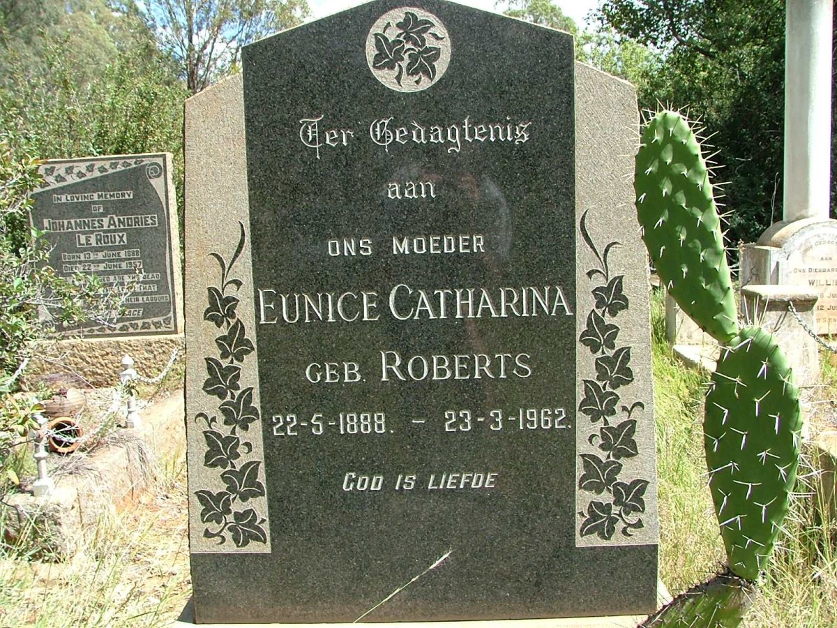 ? Eunice Catharina nee ROBERTS 1888-1962