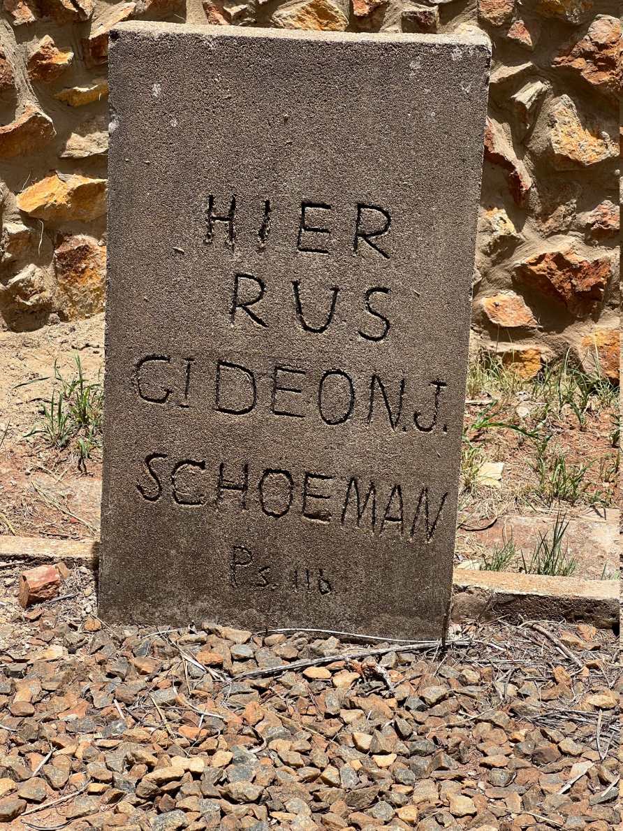 SCHOEMAN Gideon J. & Sara J. 