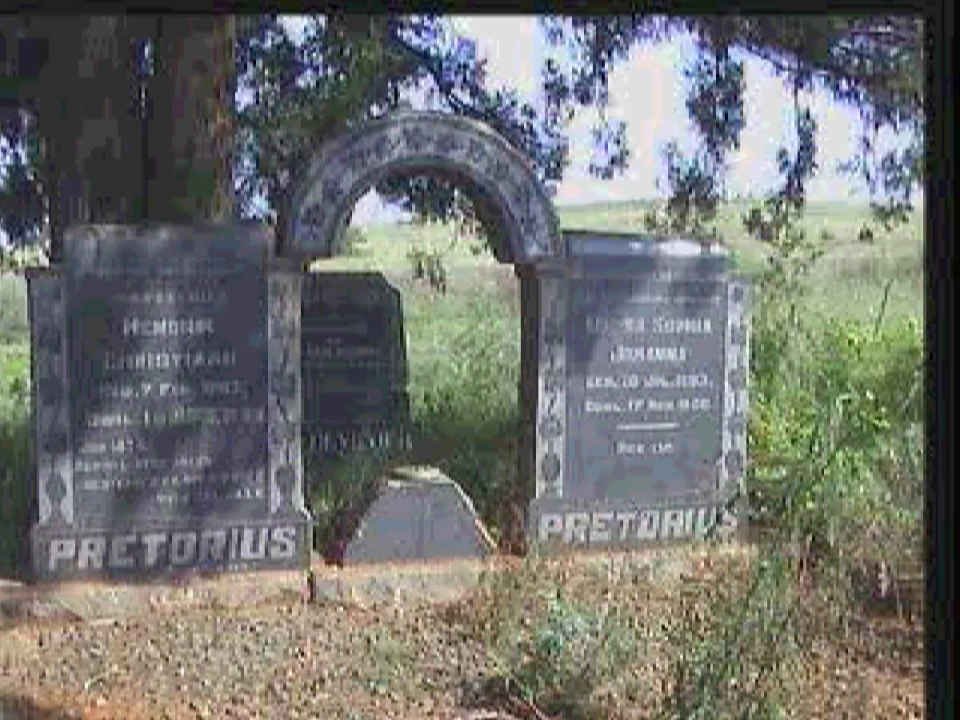 PRETORIUS Hendrik Christiaan 1883-1966 &amp; Louisa Sophia Johanna 1893-1956
