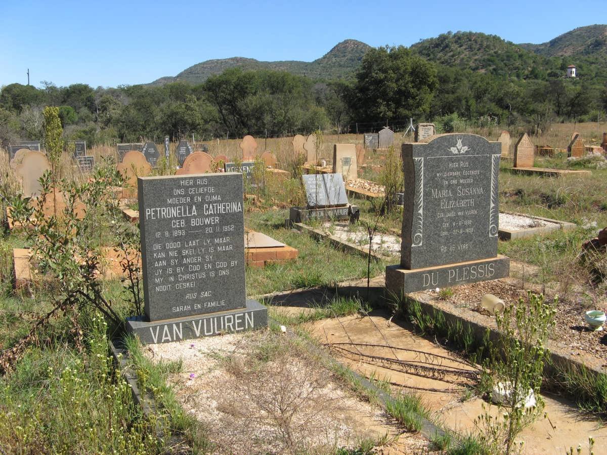 VUUREN Petronella Catherina, van nee BOUWER 1893-1952 :: DU PLESSIS Maria Susanna Elizabeth nee JANSE VAN VUUREN 1892-1958