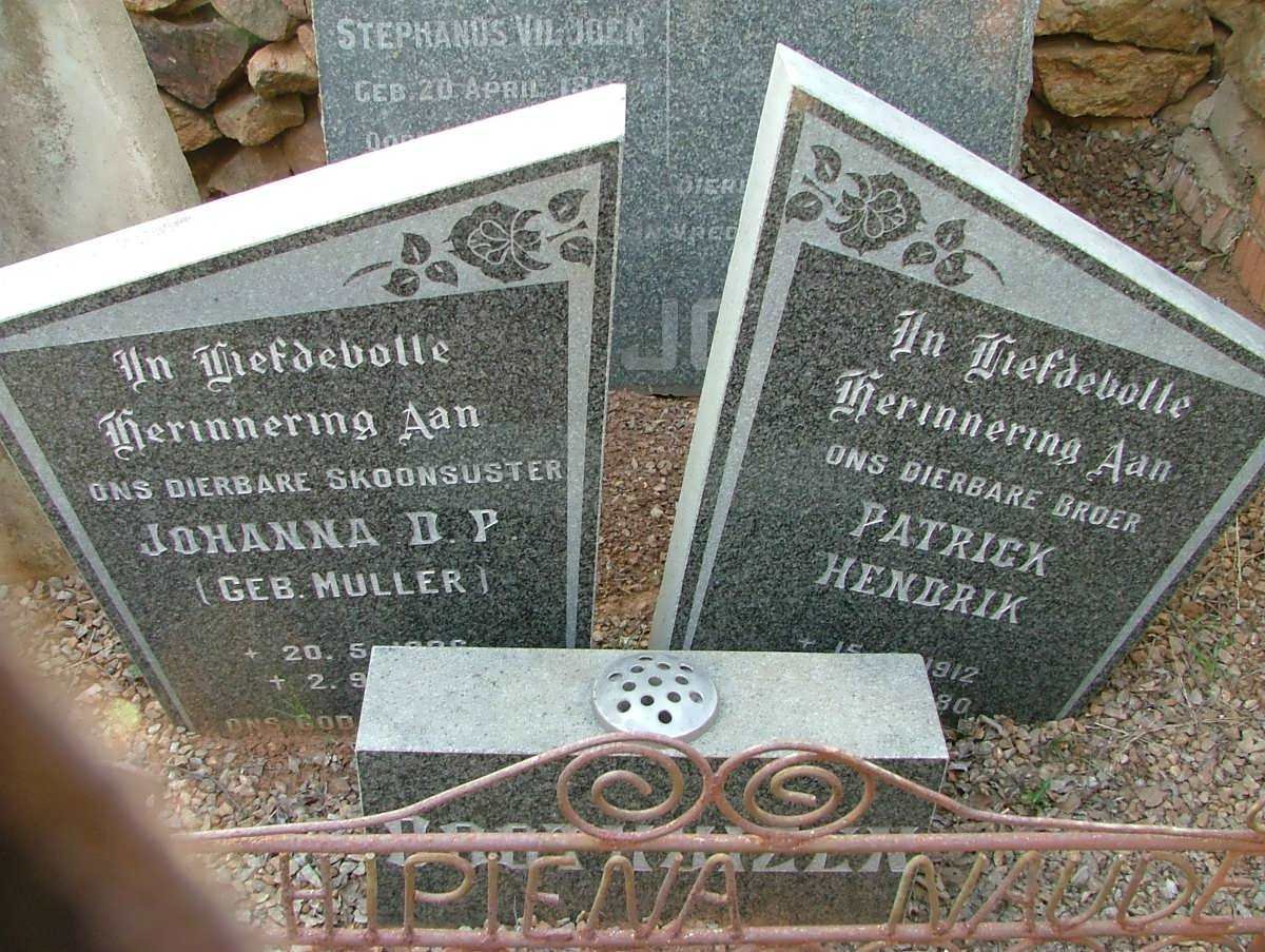 OOSTHUIZEN Patrick Hendrik 1912-1980 &amp; Johanna D.P. MULLER 19??-19??