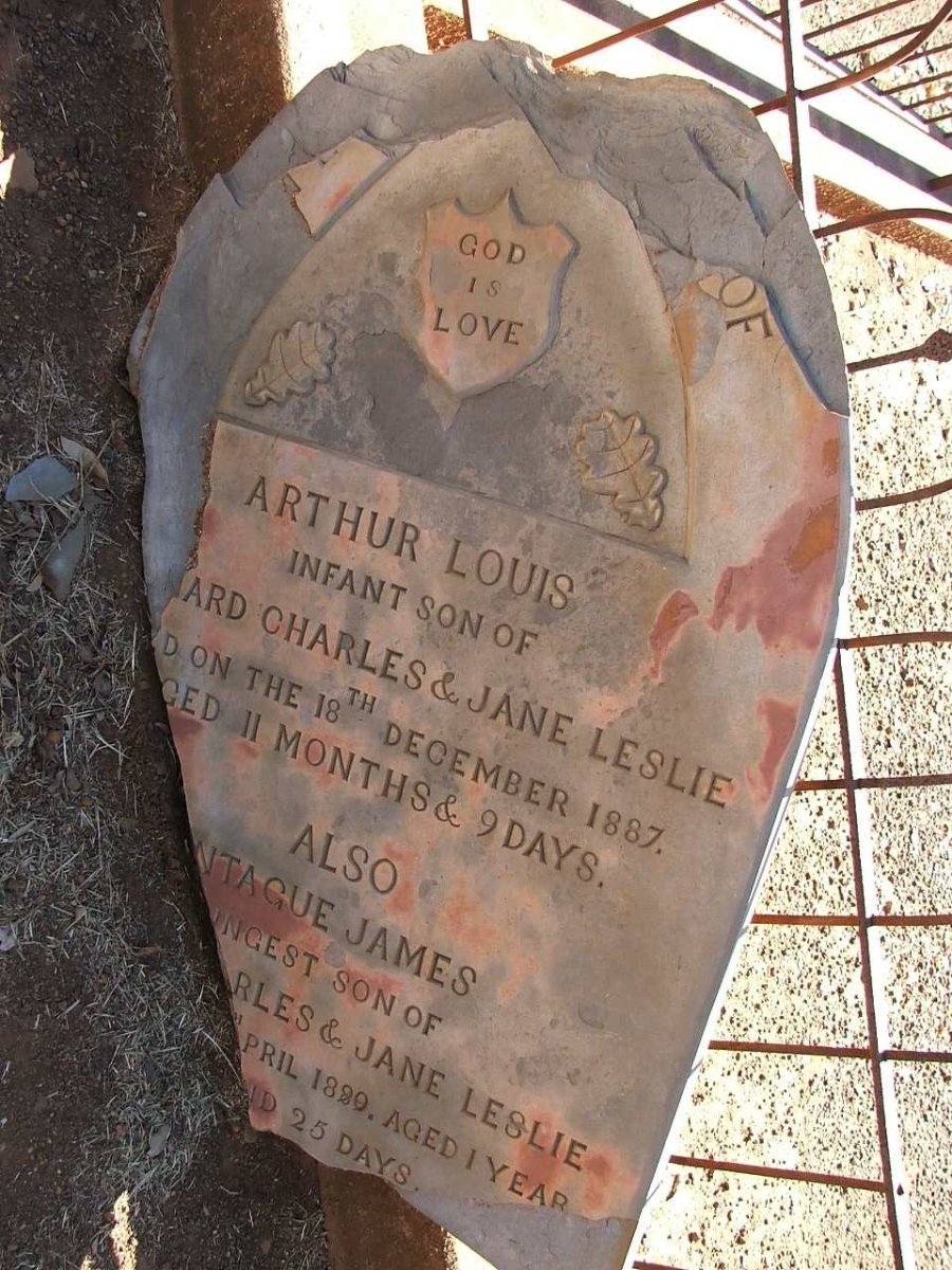 LESLIE Arthur Louis  -1887 :: LESLIE  Montague James -1890