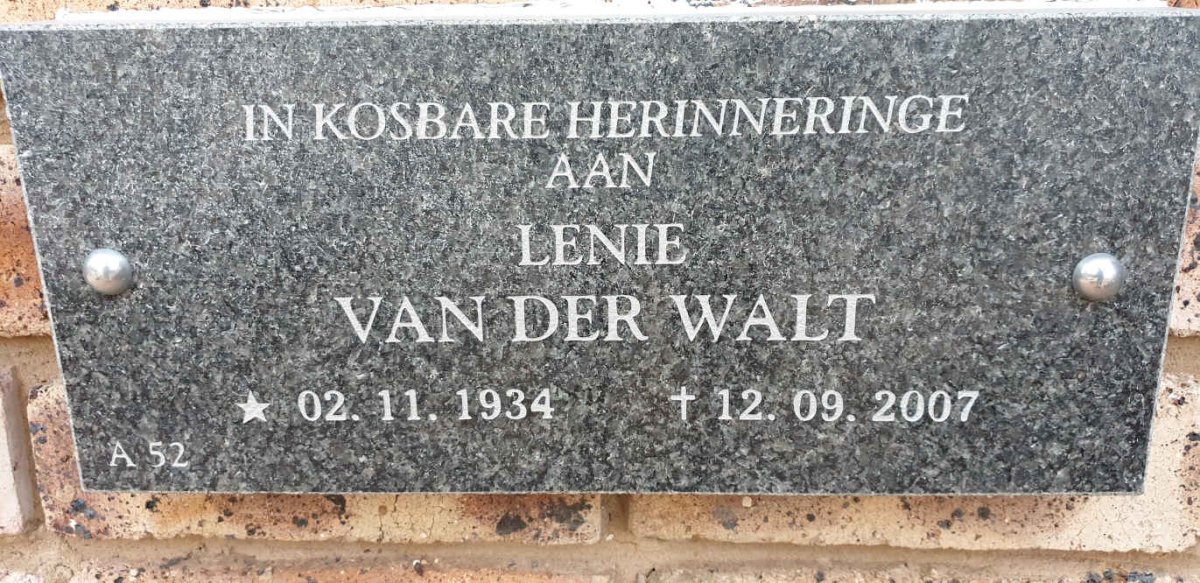 WALT Lenie, van der 1934-2007