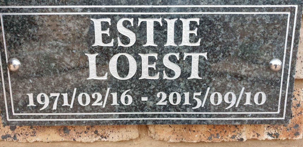 LOEST Estie 1971-2015