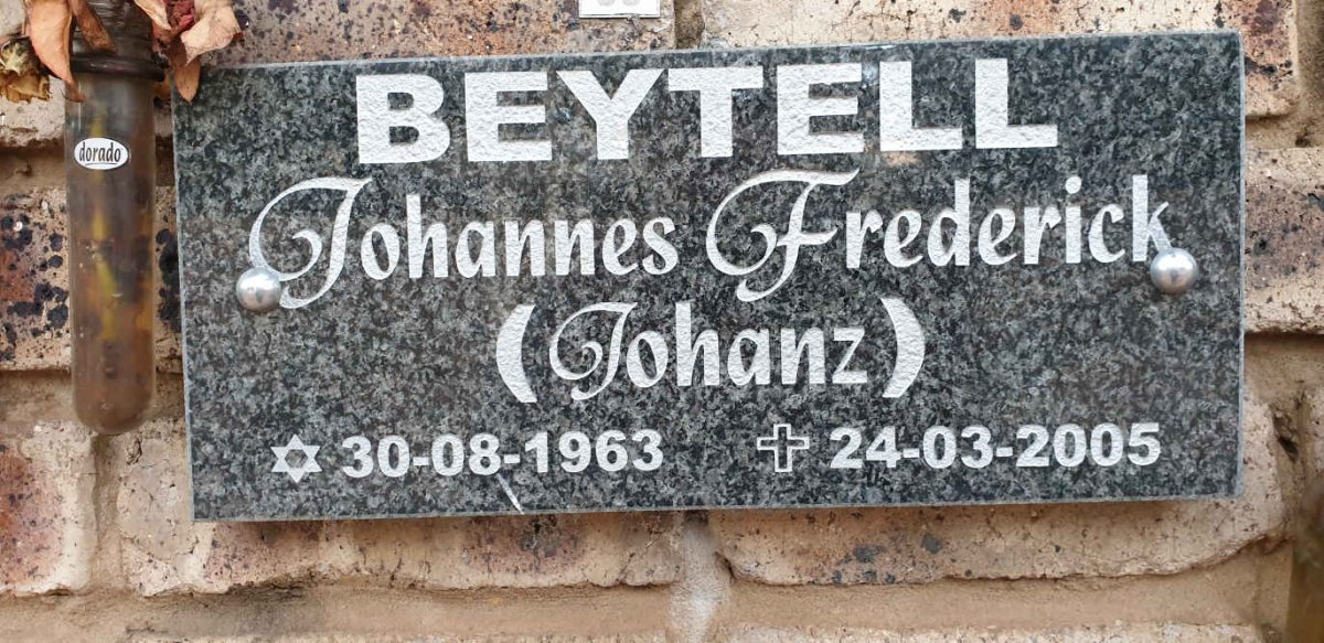 BEYTELL Johannes Frederick 1963-2005