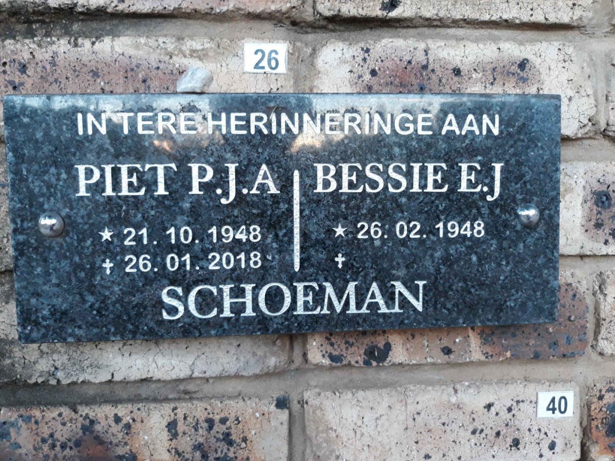 SCHOEMAN Piet P.J.A. 1948-2018 &amp; Bessie E.J. 1948-