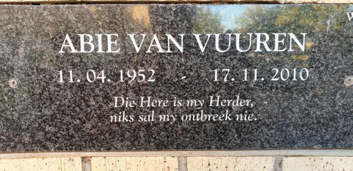 VUUREN Abie, van 1952-2010