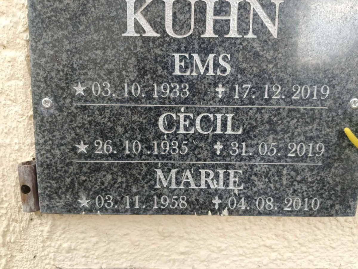 KUHN E.M.S. 1933-2019 :: KUHN Cecil 1935-2019 :: KUHN Marie 1958-2010