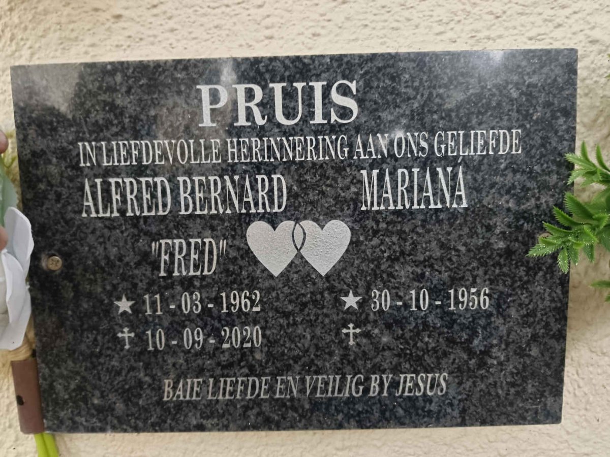 PRUIS Alfred Bernard 1962-2020 & Mariana 1956- 