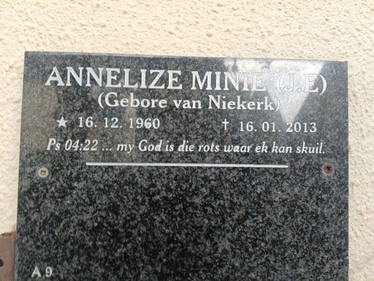 MINIE J.E. nee VAN NIEKERK 1960-2013