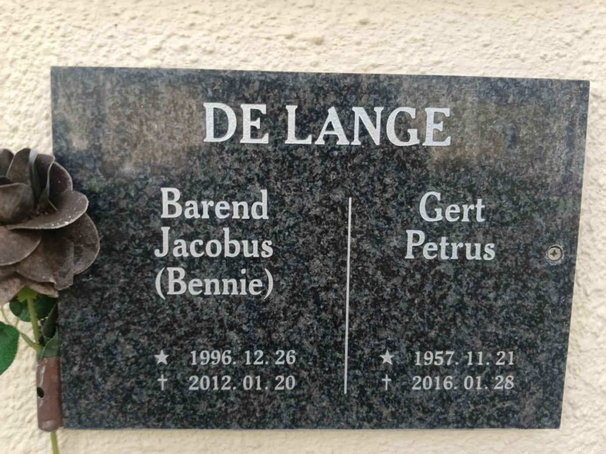 LANGE Barend Jacobus, de 1996-2012 :: LANGE Gert Petrus, de 1957-2016