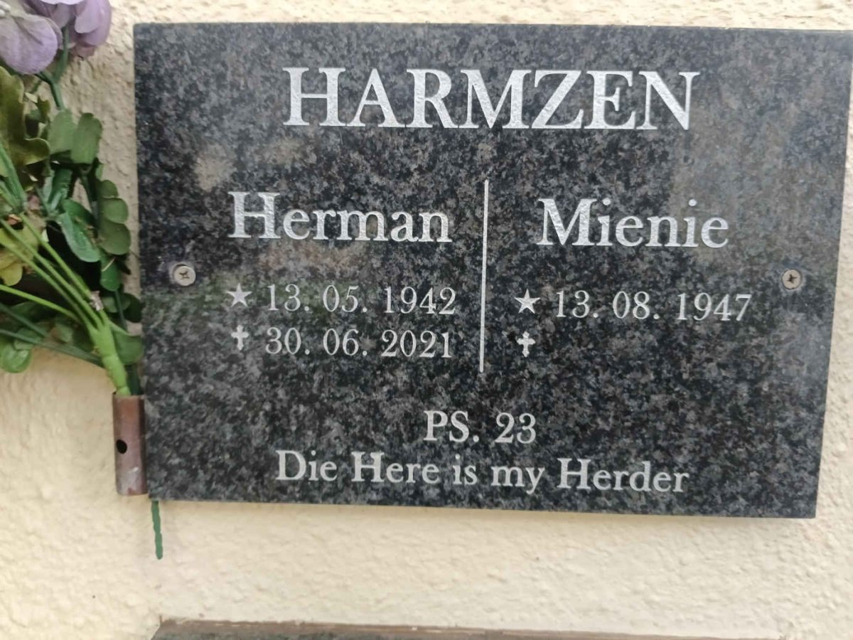 HARMZEN Herman 1942-2021 & Mienie 1947- 
