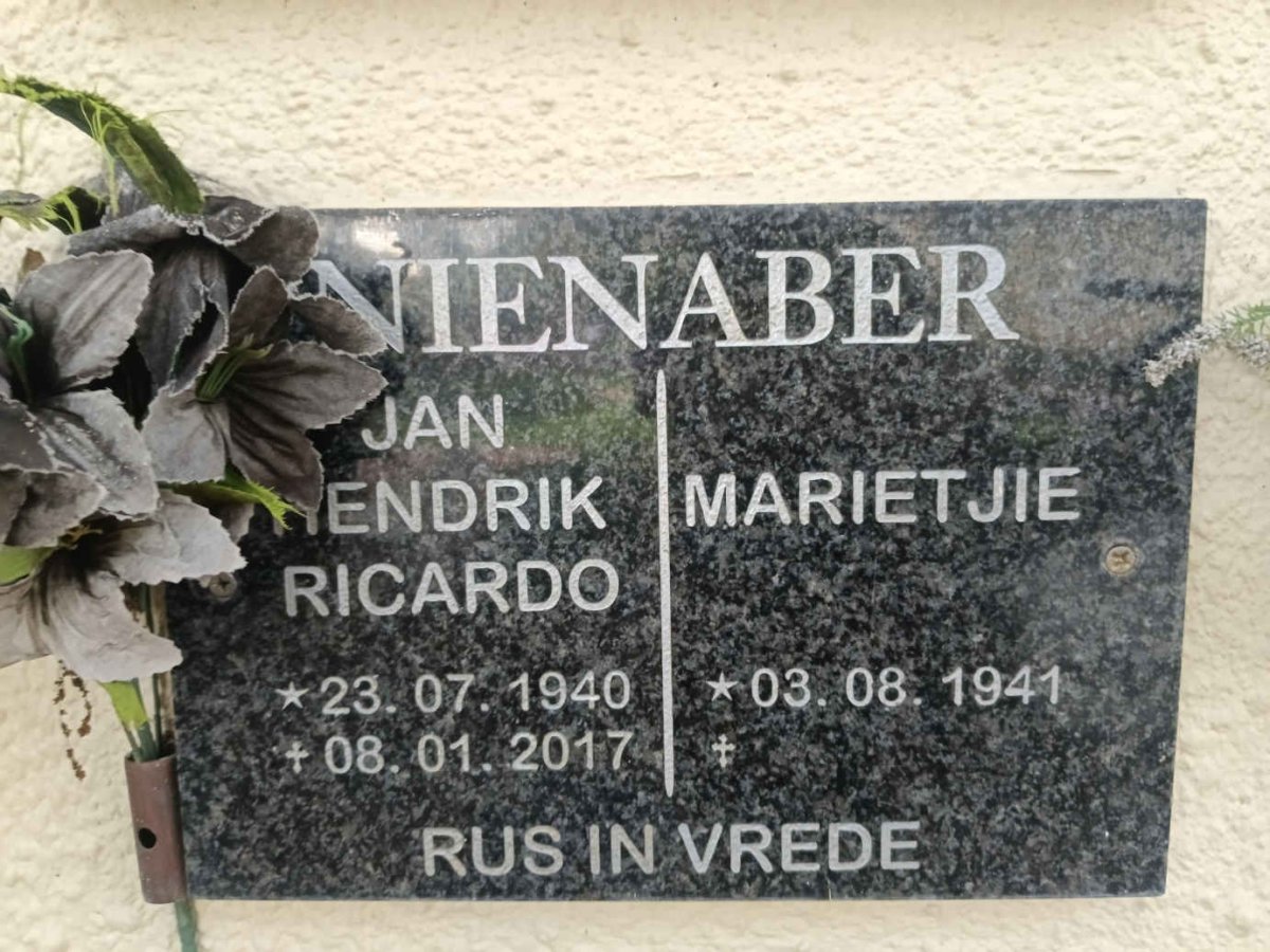 NIENABER Jan Hendrik Ricardo 1940-2017 & Marietjie 1941- 