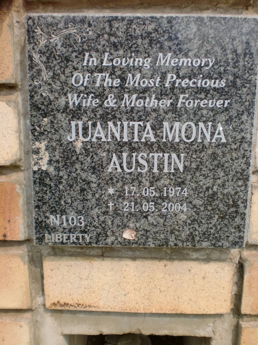 AUSTIN Juanita Mona 1974-2004