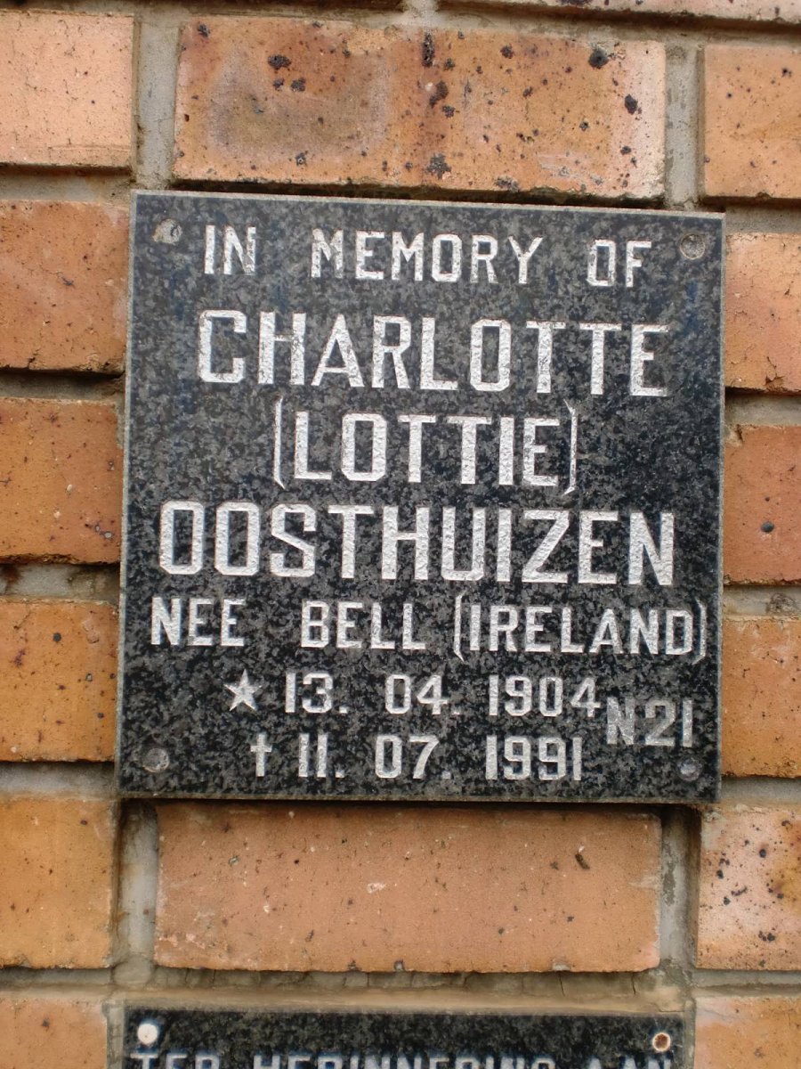 OOSTHUIZEN Charlotte nee BELL 1904-1991