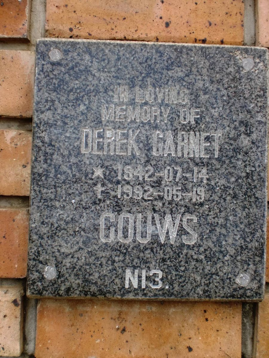GOUWS Derek Garnet 1942-1992