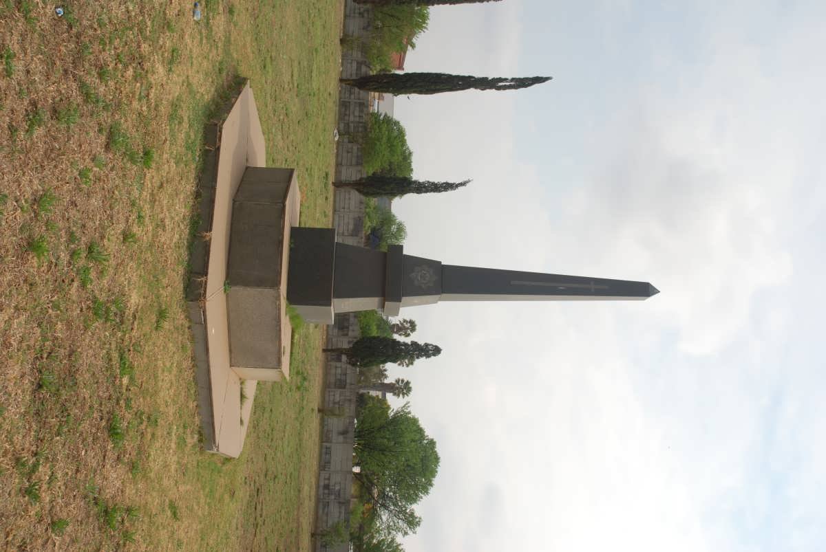 07. Helde-akker - Polisie / Heroes Acre - Police