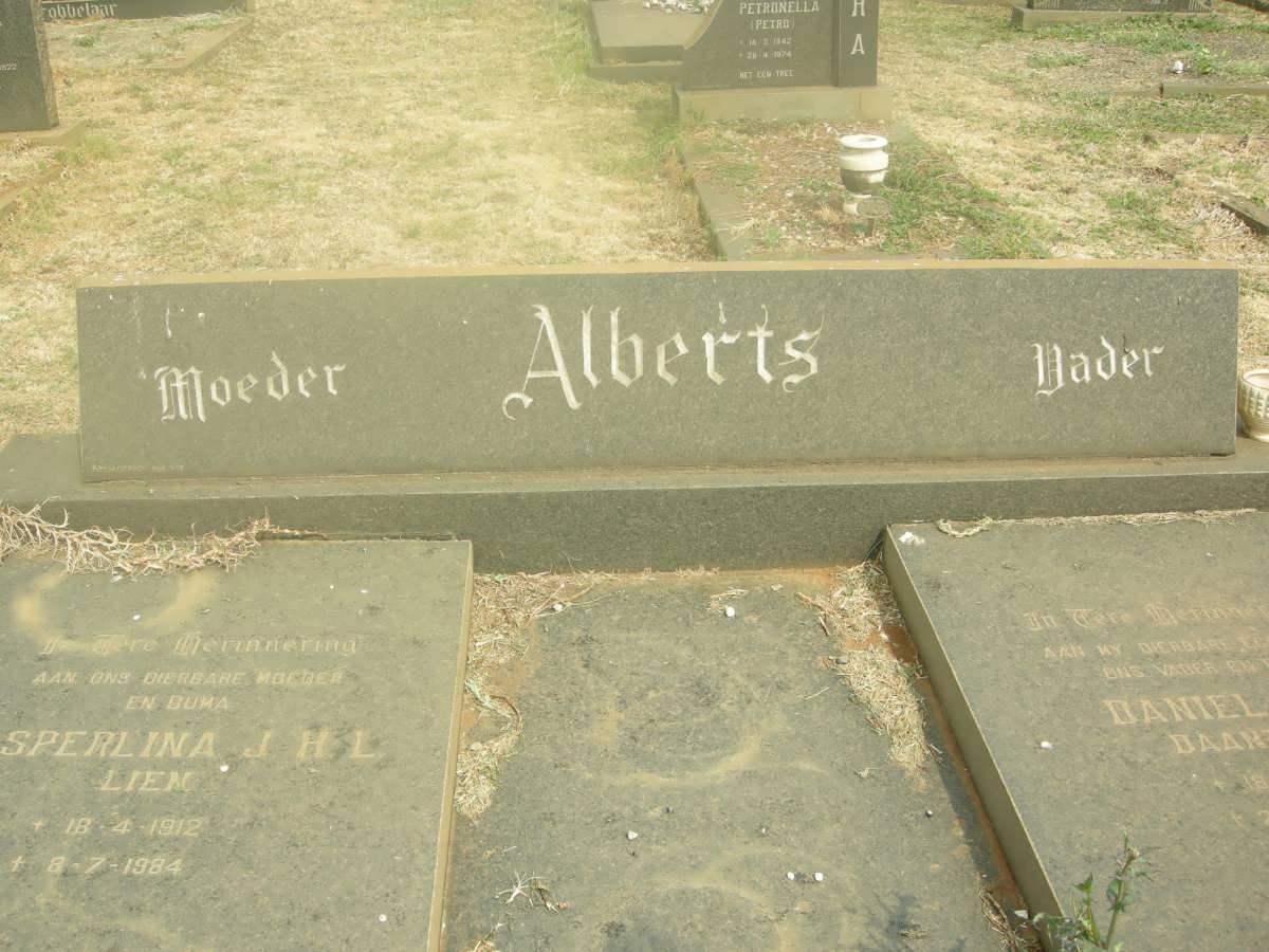 ALBERTS Daniel P.J. 1906-1974 &amp; Casperlina J.H.L. 1912-1984