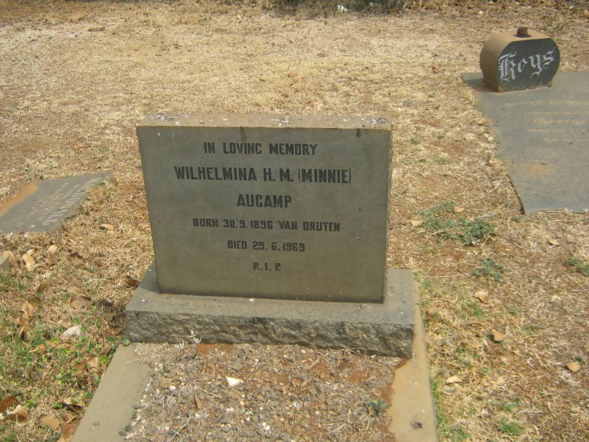 AUCAMP Wilhelmina H.M. nee VAN DRUTEN 1896-1969