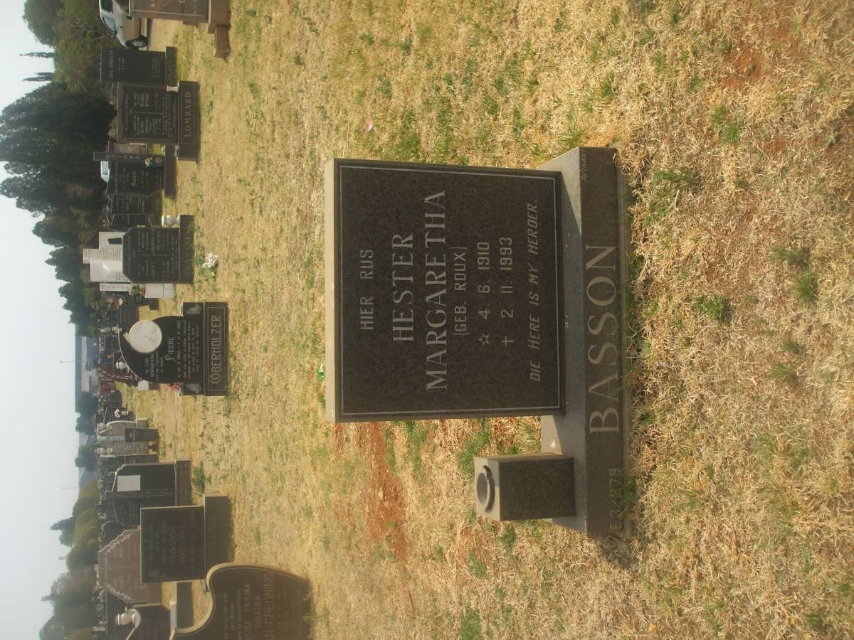 BASSON Hester Margaretha nee ROUX 1910-1993