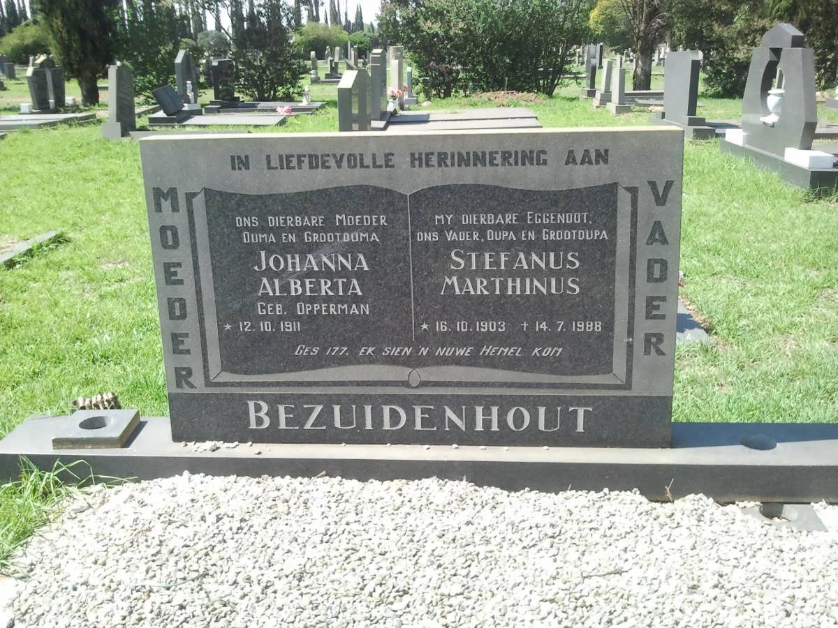 BEZUIDENHOUT Stefanus Marthinus 1903-1988 &amp; Johanna Alberta OPPERMAN 1911-